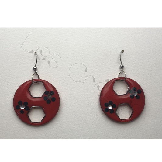 Boucles crochets d'oreilles rouge et petites fleurs en srtass