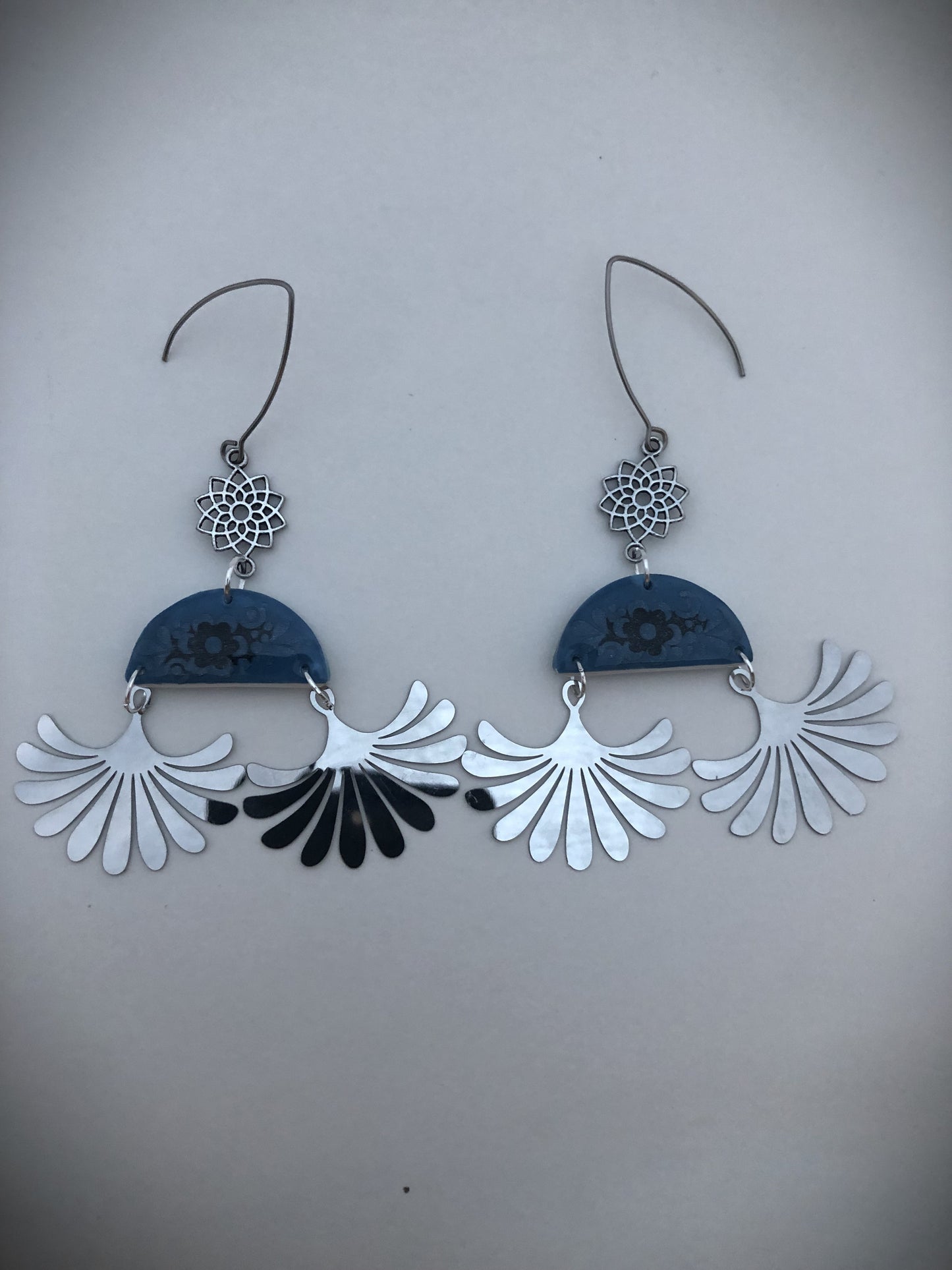 Boucles crochets mi longs originales et féminines