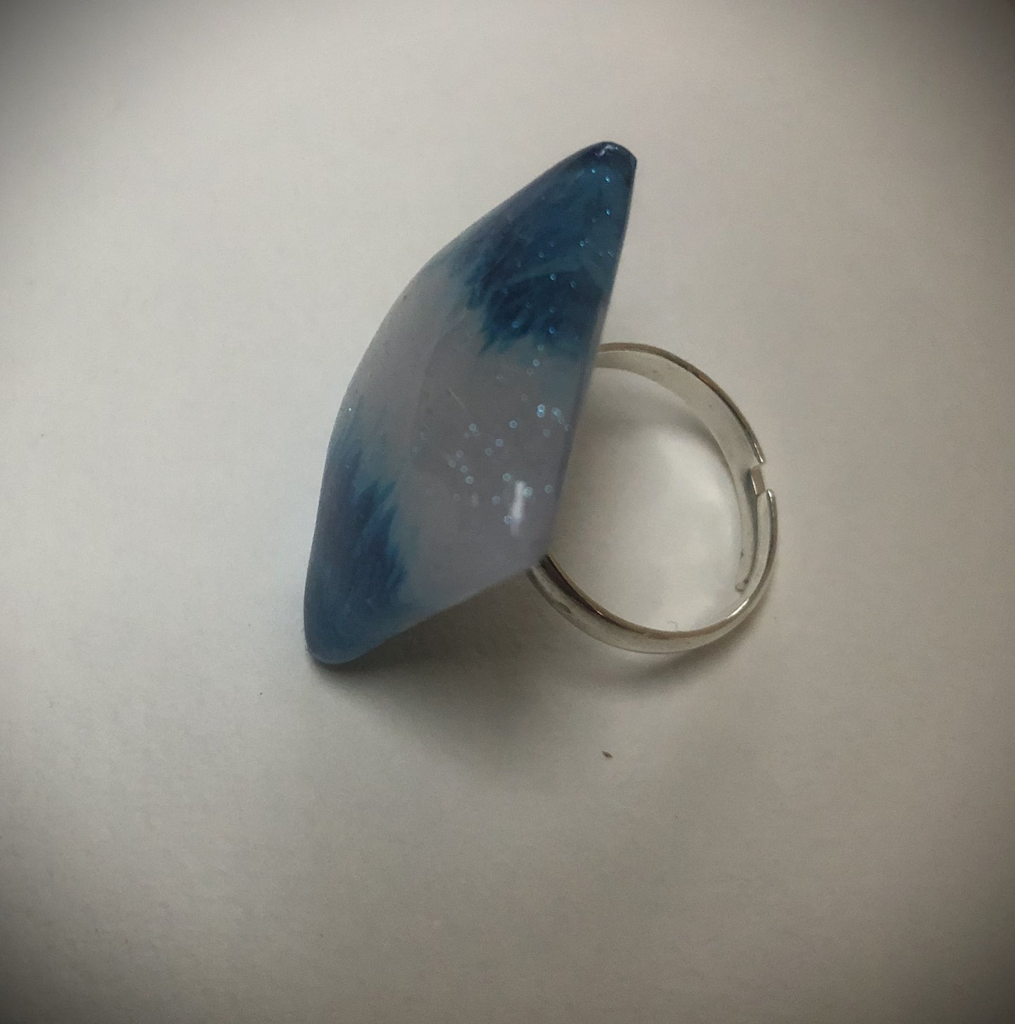 bague carré en résine